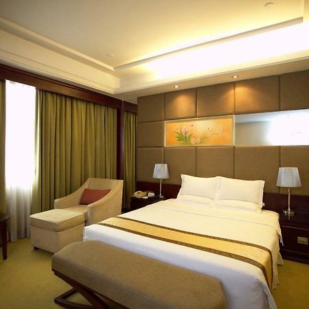 Harbour Metropolis Hotel Foshan Esterno foto