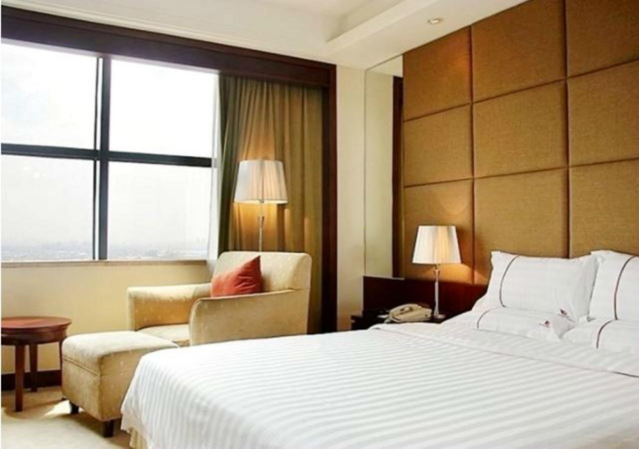 Harbour Metropolis Hotel Foshan Esterno foto