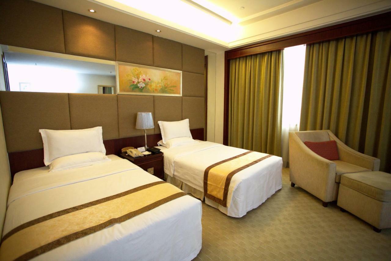 Harbour Metropolis Hotel Foshan Esterno foto