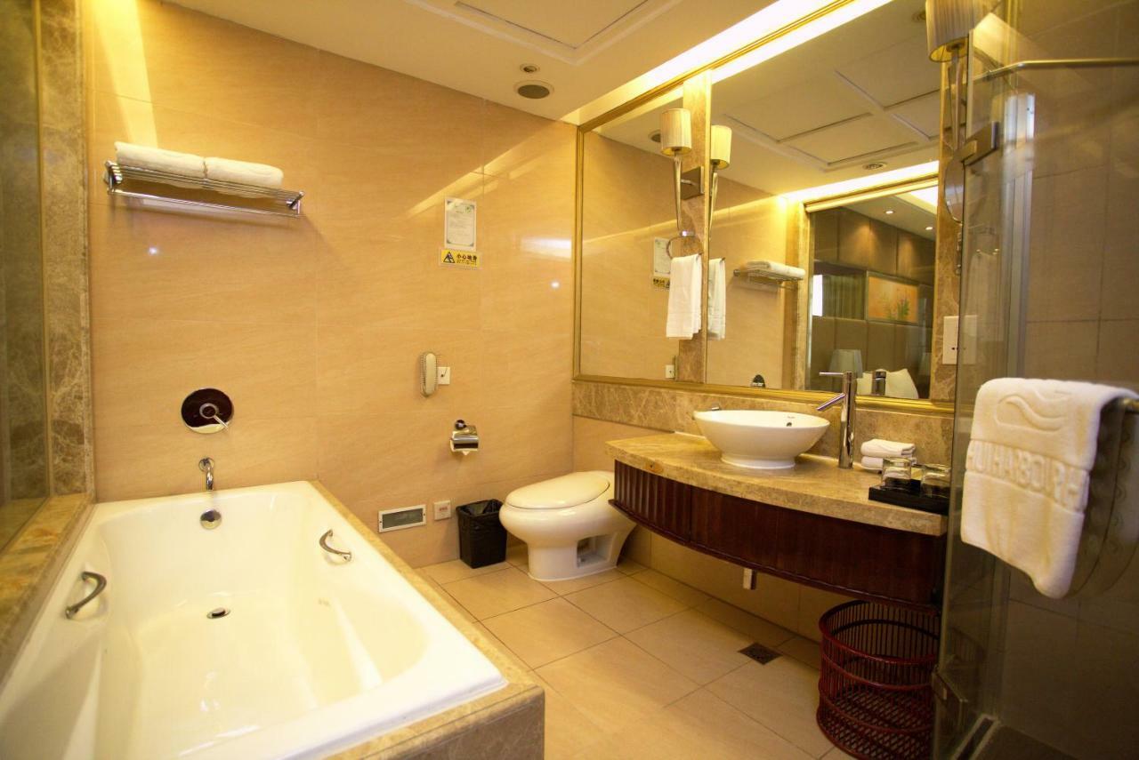 Harbour Metropolis Hotel Foshan Esterno foto