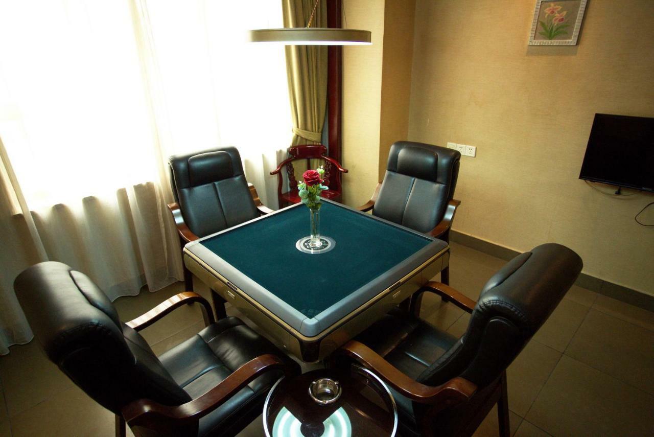 Harbour Metropolis Hotel Foshan Esterno foto